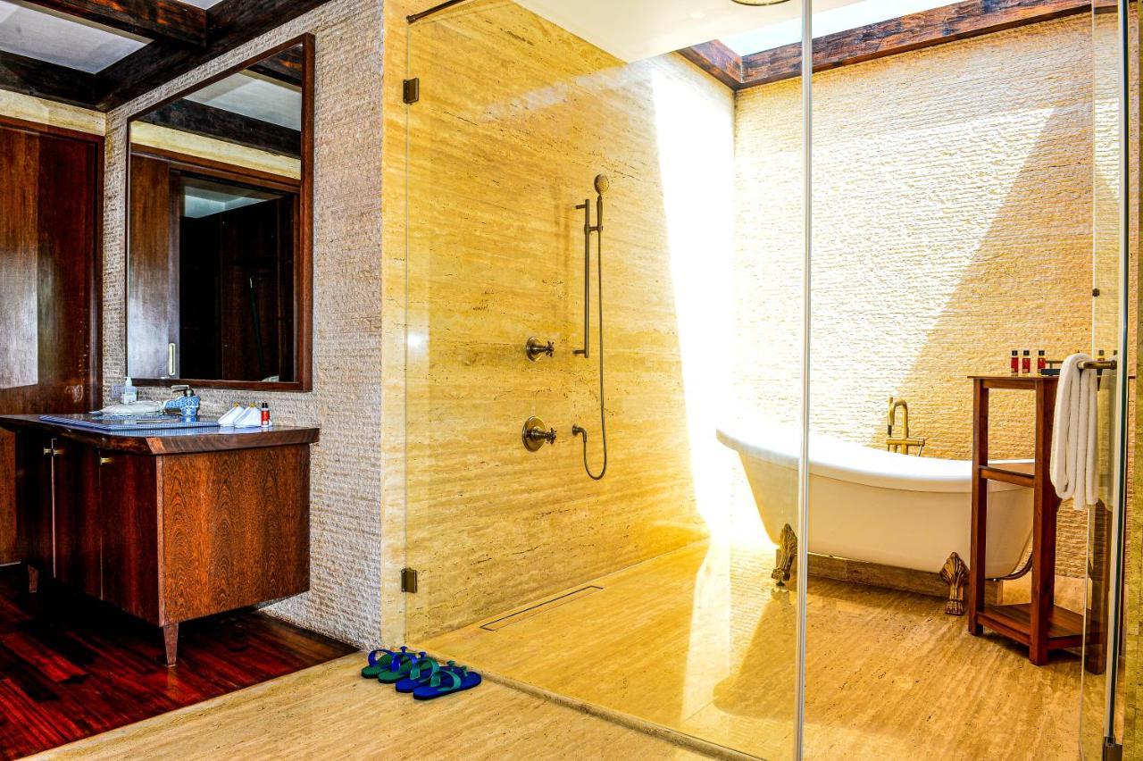 Niraamaya Private Villas -Benaulim, Goa Exteriör bild